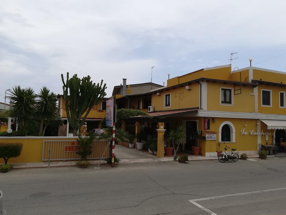 Hotel La Calabrese Isola Di Capo Rizzuto Exterior foto